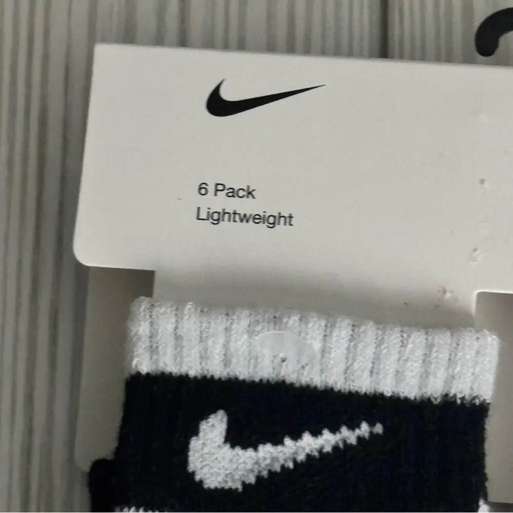 Nike Newborn Baby Variety Pack Non Slip Athletic Socks  Black and White  6-12M